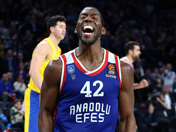 היריבה של מכבי ת"א שוב צחקה אחרונה (getty)