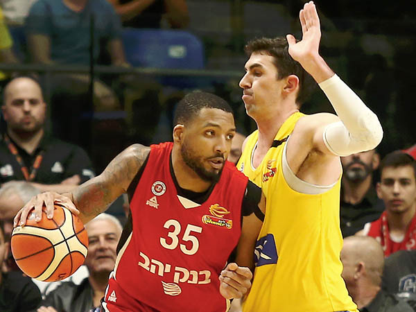 תומאס: "מכבי ת"א הרגה אותנו בצבע" (אלן שיבר)