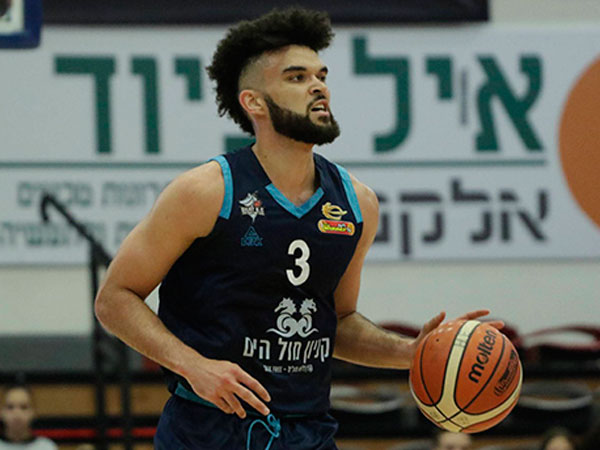 כישרון יוצא דופן. בראיינט (מנהלת הליגה)