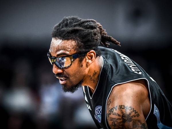 אמארה עצבני (FIBA)