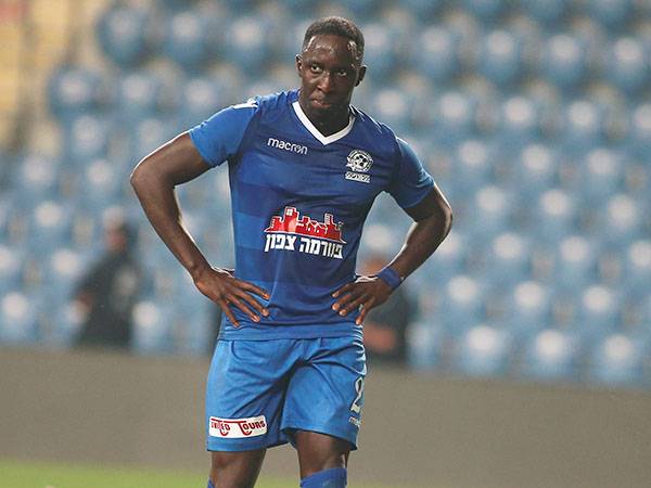 סיסוקו. עזב את מכבי פ"ת (אלן שיבר)