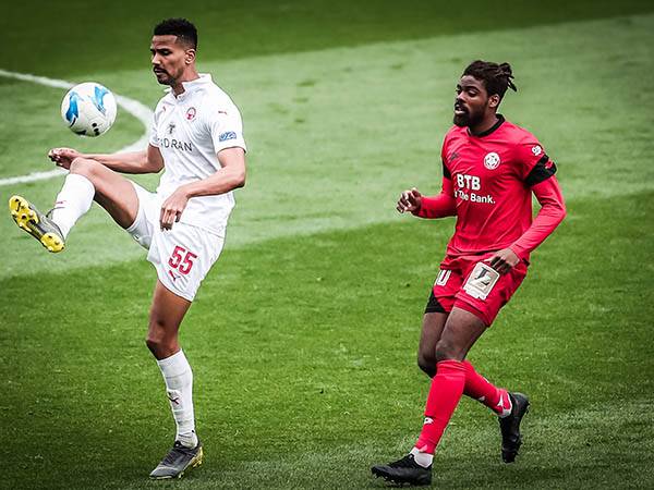 טאפוקו. יעדיף את הפועל חיפה? (עודד קרני)