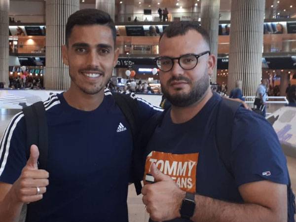 יתרגל לחום הישראלי? הררה וסוכנו איוואן קריטביניו