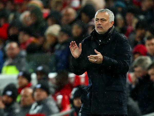 שלח עקיצה לאקסית? מוריניו (getty)