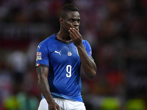 עם מה שיש לו ברגליים, אמור היה להרוויח יותר היום. מריו באלוטלי (צילום: getty)