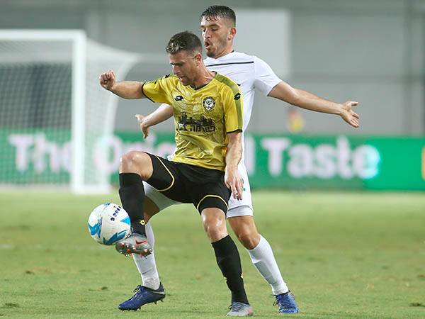 חוזר אחרי הרחקה. מלמד (אלן שיבר)