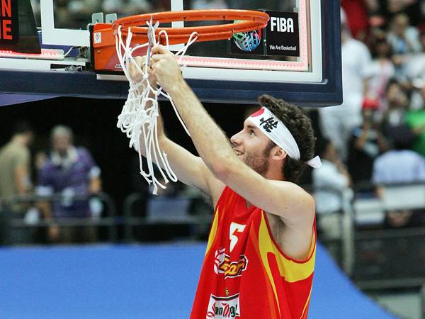 פרננדס ב-2006. אחד מהשני השרידים