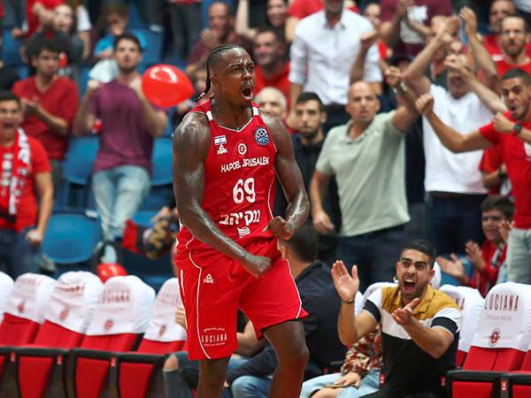 בראון. שם את החותמת על הניצחון (אלן שיבר)