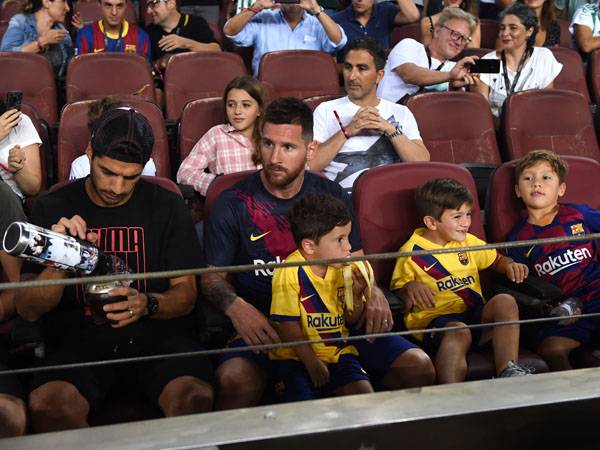 גם הילדים שלהם משחקים יחד (GETTY)