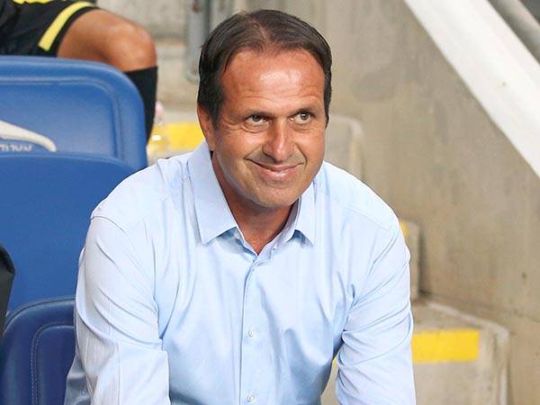 רוני לוי. לא תירגל הרכב (אלן שיבר)