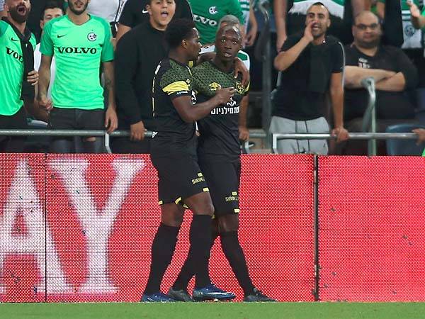 קונטה נסער בסמי עופר. שחר זועם וצפוי להגיע לבית הדין (אלן שיבר)