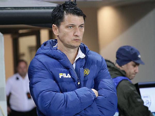 איביץ' חושב על חיזוק (דני מרון)