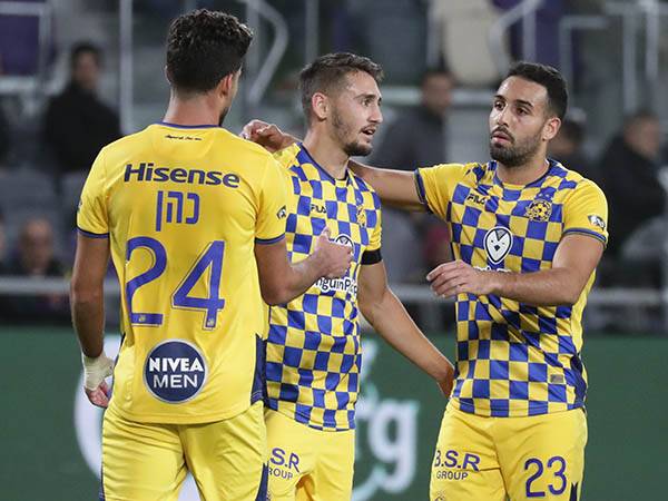 זכו למחמאות. כהן, אצילי וגולסה (דני מרון)