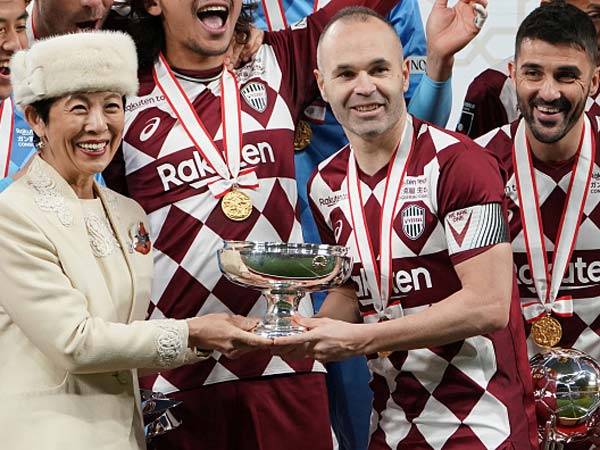 אינייסטה - מכונת תארים (getty)