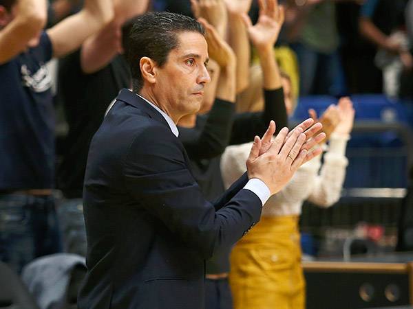 ספרופולוס. המבצר נותר בעינו (אלן שיבר)