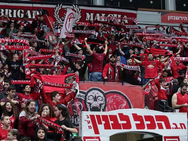 פתחו במחאה (צילום: דני מרון)