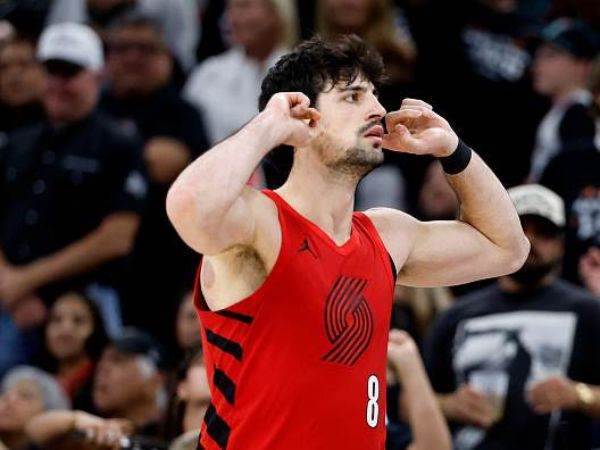 Ronald Cortes/Getty Images