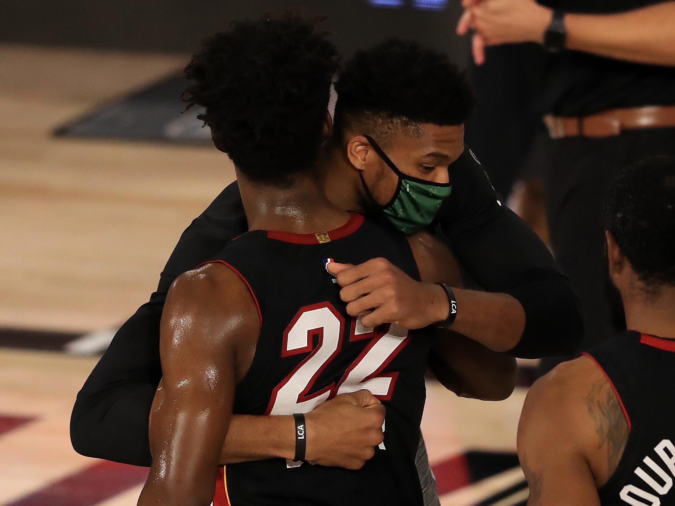 יאניס מברך את באטלר. סיים את דרכו במילווקי? (Getty)