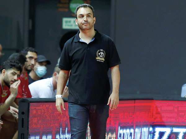 "החלטת כדורסל, לא מתנצל על זה". חסין (צילום: אלן שיבר)