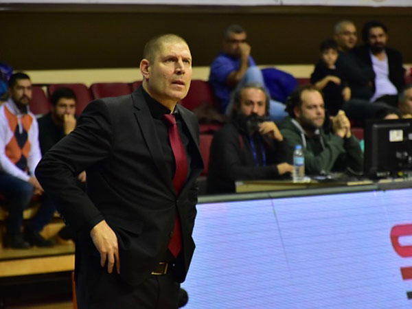 בקושי מצליח לישון (Getty)