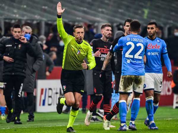 השוער פוסל את שער השיוויון הדרמטי (GETTY)