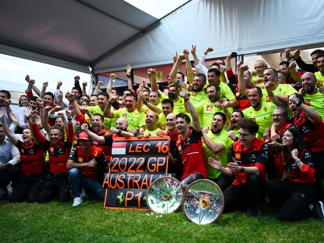 לקלר, סאינז וצוות פרארי