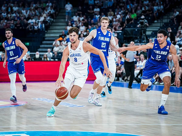 לא קיבל את המושכות הערב. אבדיה (FIBA)