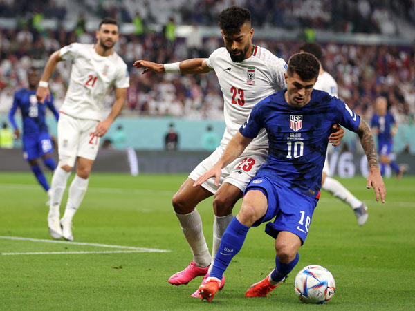 פוליסיק צפוי לשחק ( Dean Mouhtaropoulos/Getty Images)