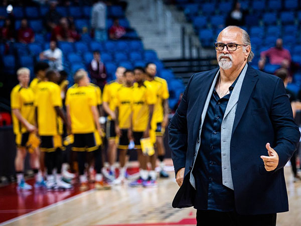 (FIBA)