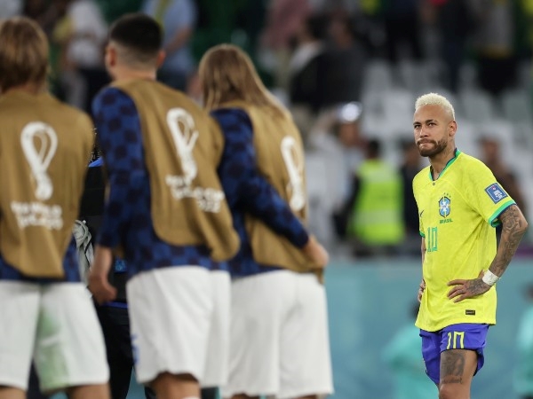 הדרך שלו להתמודד? (Photo by Alex Grimm/Getty Images)