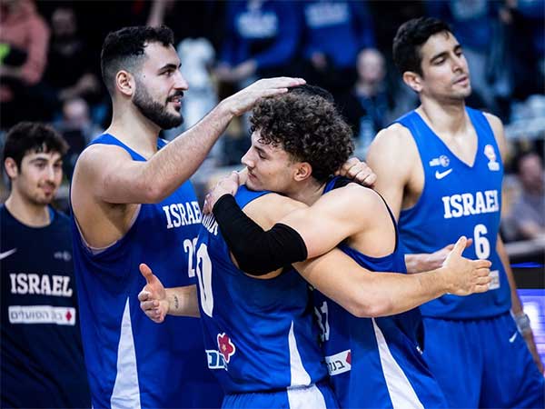 (FIBA)