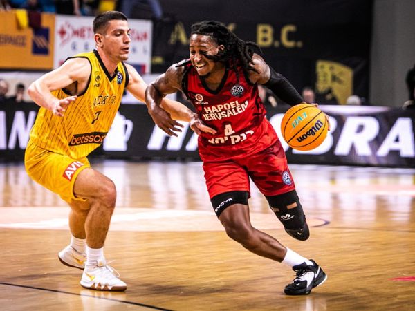 מחפשים נקודות (FIBA)