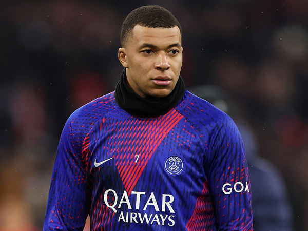 קיליאן אמבפה לא הולך לשום מקום (GETTY)