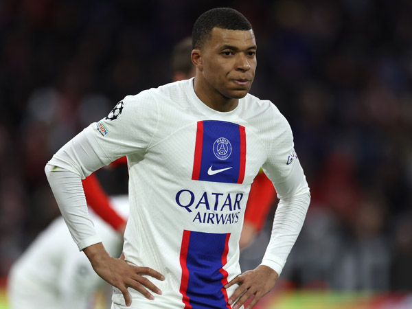 אמבפה. איזו החלטה הוא יקבל? (Alex Grimm/Getty Images)