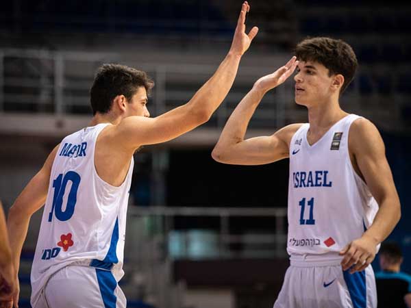 (FIBA)