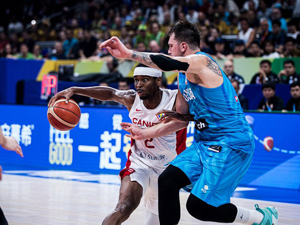 הקרב ביניהם הבטיח וקיים (FIBA)