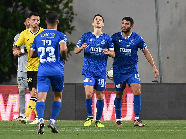 מרגש, עידו דוידוב (ברני ארדוב)