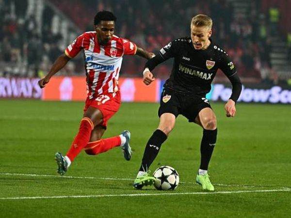 רודף אחרי הכדור (Getty)