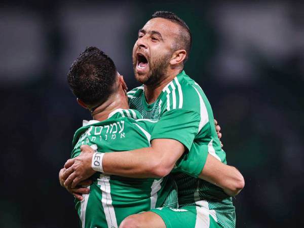 הירוקים על הרגליים (מאור אלקסלסי)