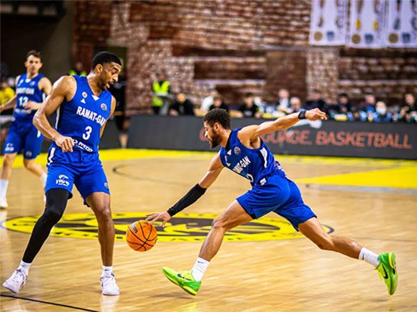 מרחק נגיעה (FIBA)