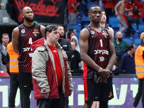 מכאן, היא תצטרך להמשיך הלאה (צילום: אלן שיבר)