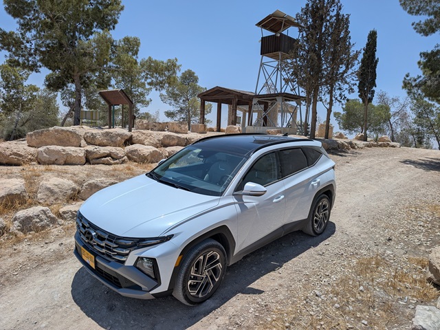 אם כבר חשבתם לרכוש יונדאי טוסון - גרסתו ההיברידית והמוארכת תהיה שדרוג בכל סעיף