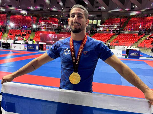 אדיבות - חיים גוזלי