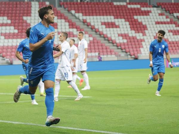 שועה חוגג מול סלובקיה (אודי ציטיאט)