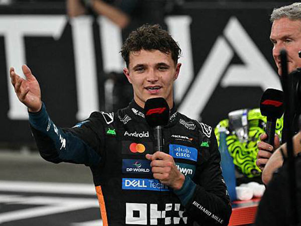 נאום מרגש בסיום. נוריס (GETTY)