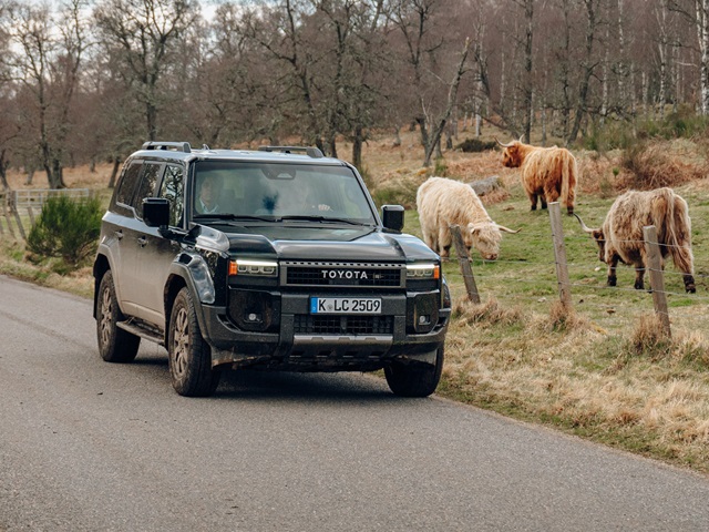 טויוטה לנדקרוזר MHEV - תוספת תמיכה מיקרו-היברידית, אבל לא מצאנו שום שינוי בנתונים...