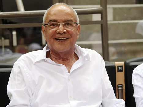תן לו את הג'וב