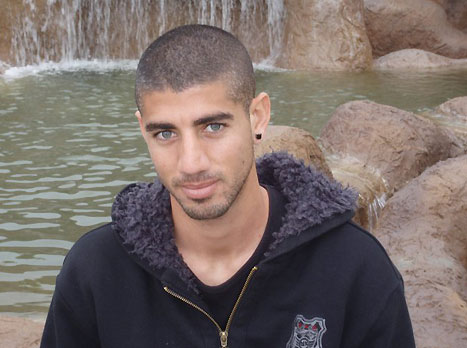 עוף מוזר ומיוחד. בנימין