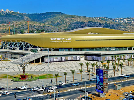 בחוץ פקקים, בפנים חוויה (החברה הכלכלית של חיפה)
