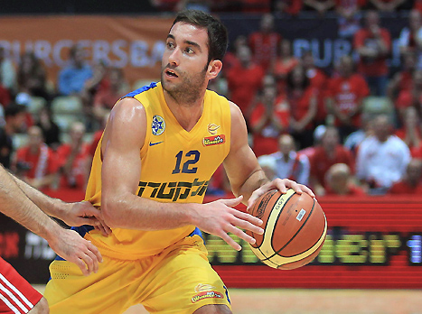 יוגב אוחיון. "צריך להוציא את העגלה מהבוץ" (אלן שיבר)